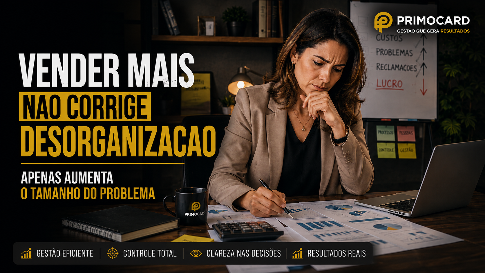 Empresaria analisando documentos e indicadores enquanto avalia problemas internos da empresa.
