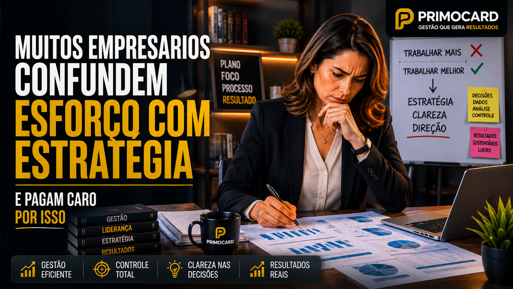 Empresaria analisando dados e planejando a estrategia do negocio.