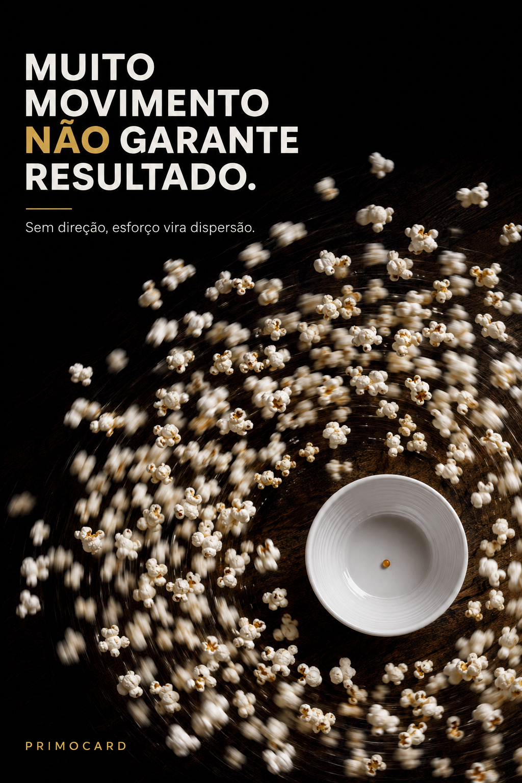 Pipocas espalhadas em intenso movimento ao redor de um prato praticamente vazio simbolizando esforço sem resultado.