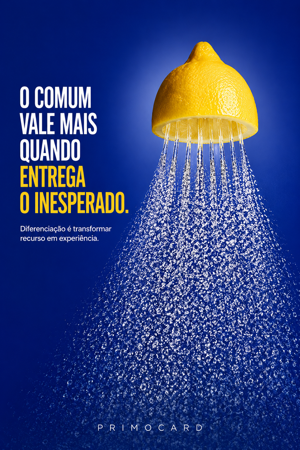 Metade de um limão funcionando como chuveiro e liberando água, representando um recurso comum convertido em experiência inesperada.